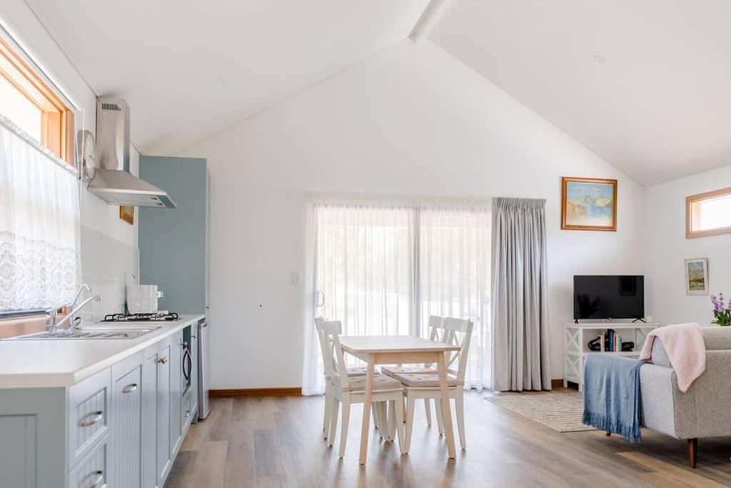 Bird In Hand Cottage, Port Noarlunga Esterno foto